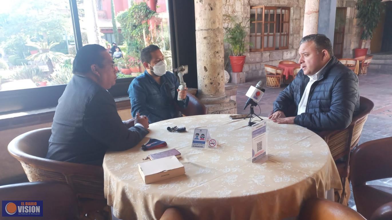 Todos los niños michoacanos, deben de ser vacunados: Carlos Quintana 