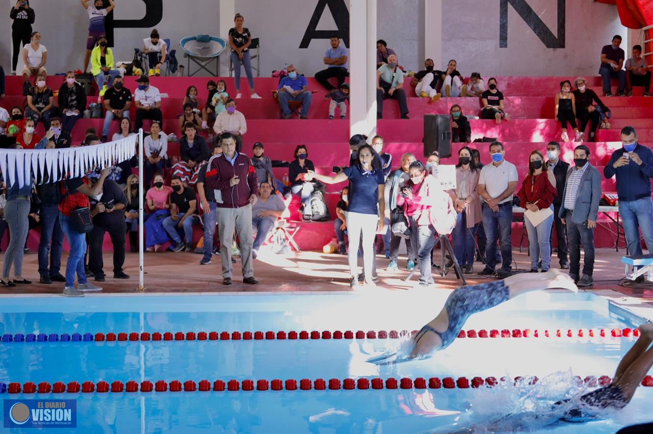 Nacho Campos inauguró Campeonato Estatal de Natación  