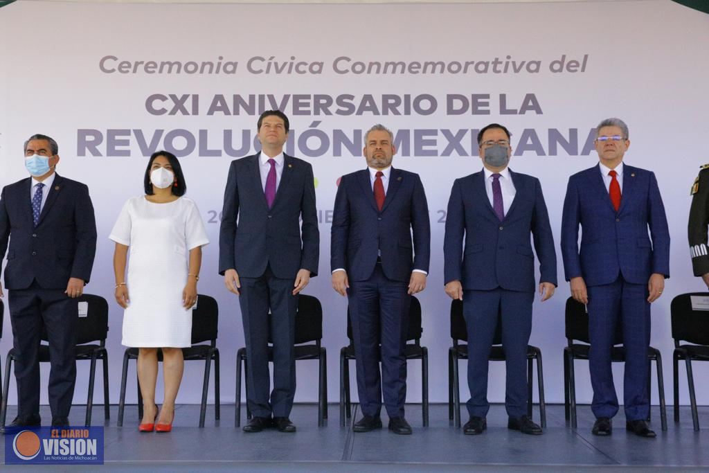 Asiste Bedolla a ceremonia cívica por el CXI Aniversario de la Revolución Mexicana