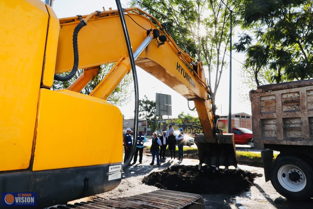 Alfonso Martínez da banderazo a mejoramiento de laterales de salida a Quiroga