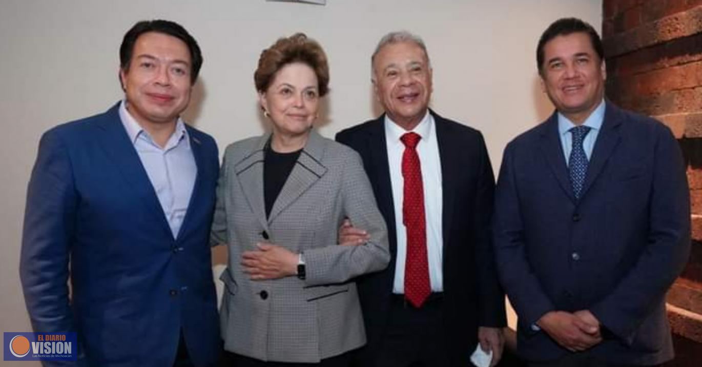 Dilma Roussef, expresidenta de Brasil,se reúne con diputados federales