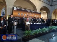 El director del Diario Visión, recipiendario del Mérito Periodístico 2017