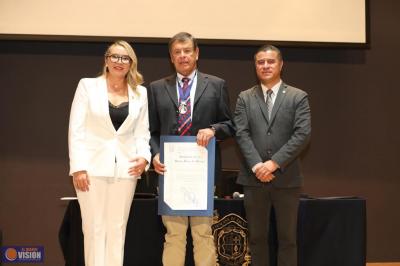 Yarabí Ávila entrega la Presea “Vasco de Quiroga” a destacados nicolaitas