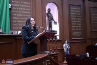 Proteger en la Ley a los menores en situación de orfandad propone Adriana Campos Huirache