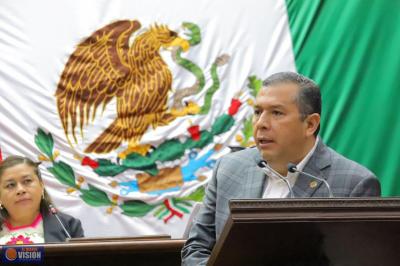 Con iniciativa de reforma, Barragán busca frenar la automedicación
