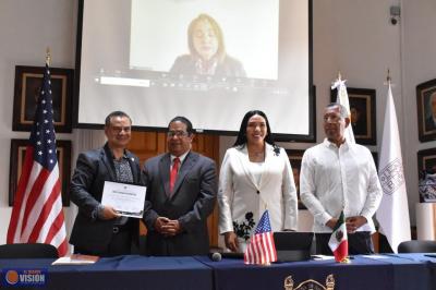 Adriana Campos participa en Foro Estatal "Plenos Derechos Políticos de Michoacanos en el Exterior"