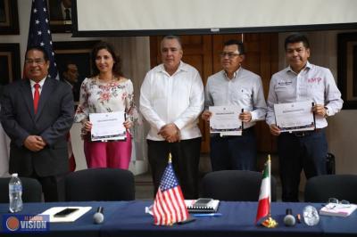Destaca Juan Adolfo Montiel credencialización de michoacanos en el extranjero durante Foro