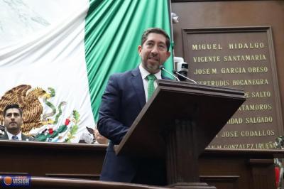 Impulsa Abraham Espinoza iniciativa para reconocer la inclusión de personas con discapacidad visual