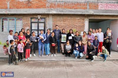 Yankel Benítez ofrece respaldo solidario a vecinos de Ampliación Gertrudis Sánchez