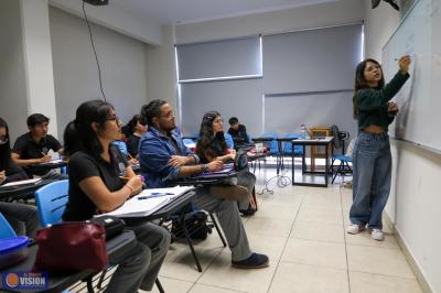 Estudia la Licenciatura en Trabajo Social en la Universidad Michoacana!