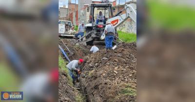 Ooapas repara fuga en la colonia Manantiales: Adolfo Torres
