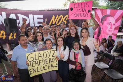 Gladyz Butanda abandera en Capula la lucha pacífica por la transformación