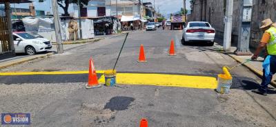Gobierno de Morelia atiende solicitudes con balizamiento de reductores de velocidad