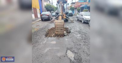 Gobierno de Morelia realiza bacheo en diferentes puntos